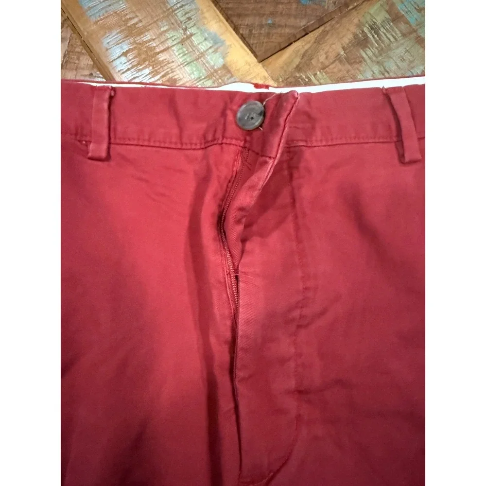 Mens Banana Republic Red Bermuda Shorts Chino Size 38‎